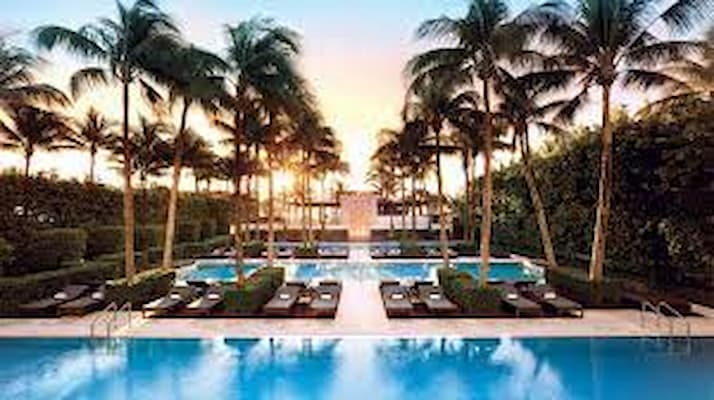 Top 10 Luxurious Hotels in Miami Beach